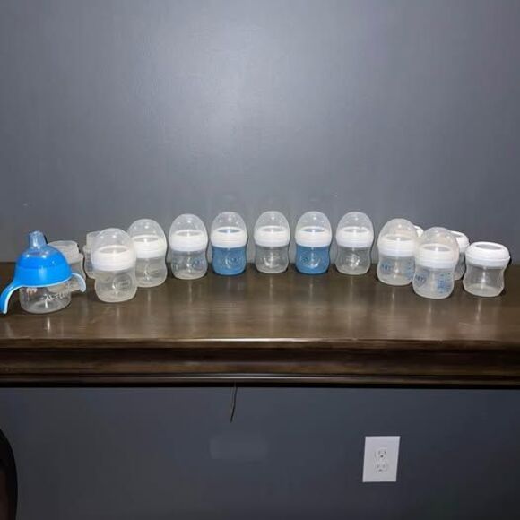🍼 Philips Avent Natural Baby Bottles 4oz - Picture 1 of 4